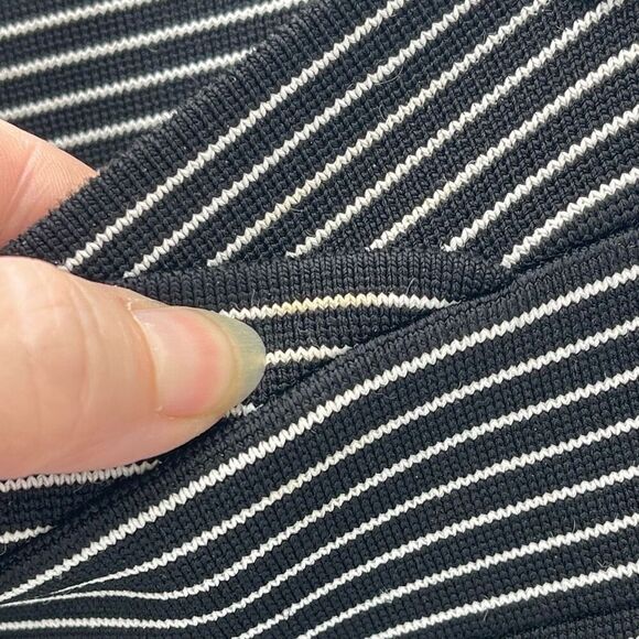 BCBG Maxazria Mini Pencil Skirt Alisa Bandage Striped Pull-On Black White Medium - Picture 5 of 8